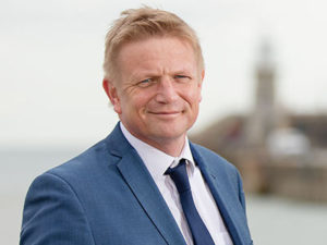 Andrew Cruttenden